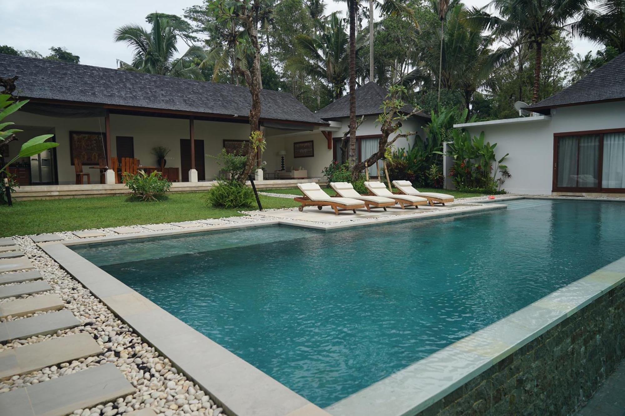 Santun Luxury Private Villas-CHSE CERTIFIED Ubud Habitación foto